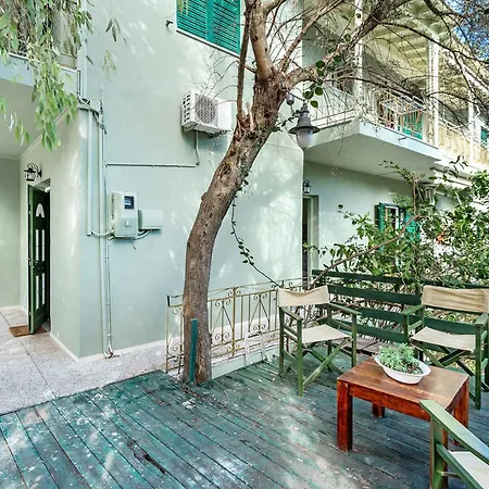 Old Boat Double 2 Nikiana