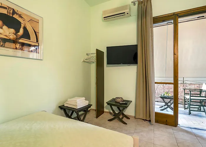 Old Boat Double 2 Nikiana