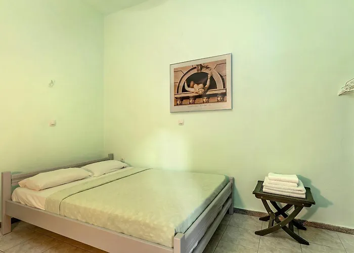 Old Boat Double 2 Nikiana